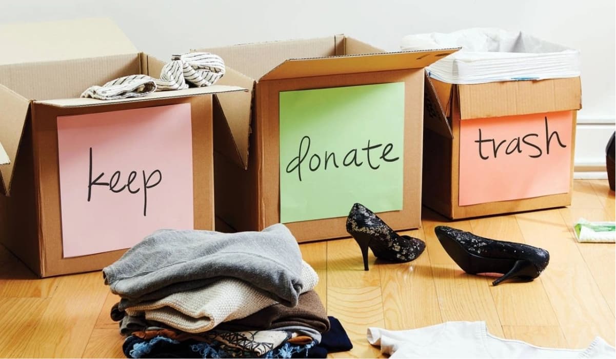 decluttering