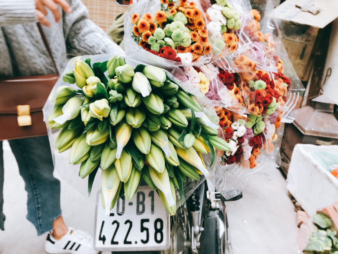 Flower delivery services can be easy to use.